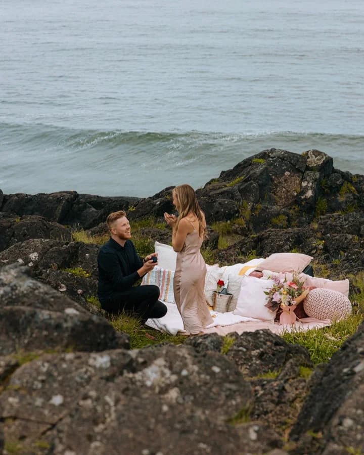 Romantic proposal picnic setup
